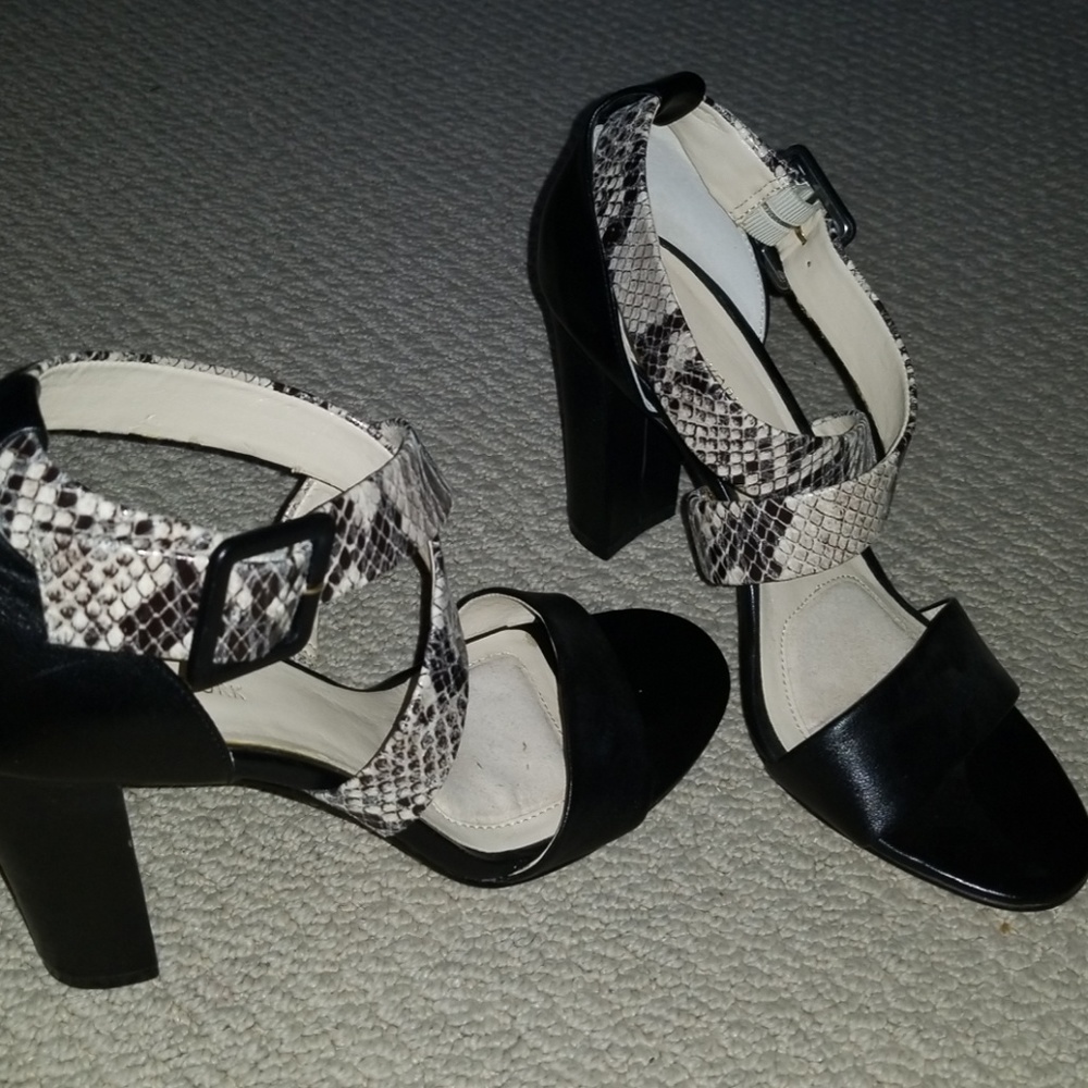 Jones New York leather shoes